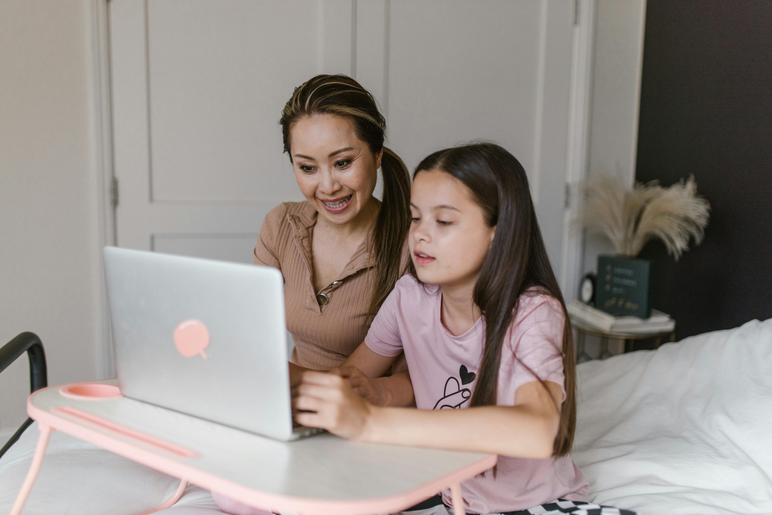 The Growing Role of Online Tutoring in the UK’s 2025 Education Landscape