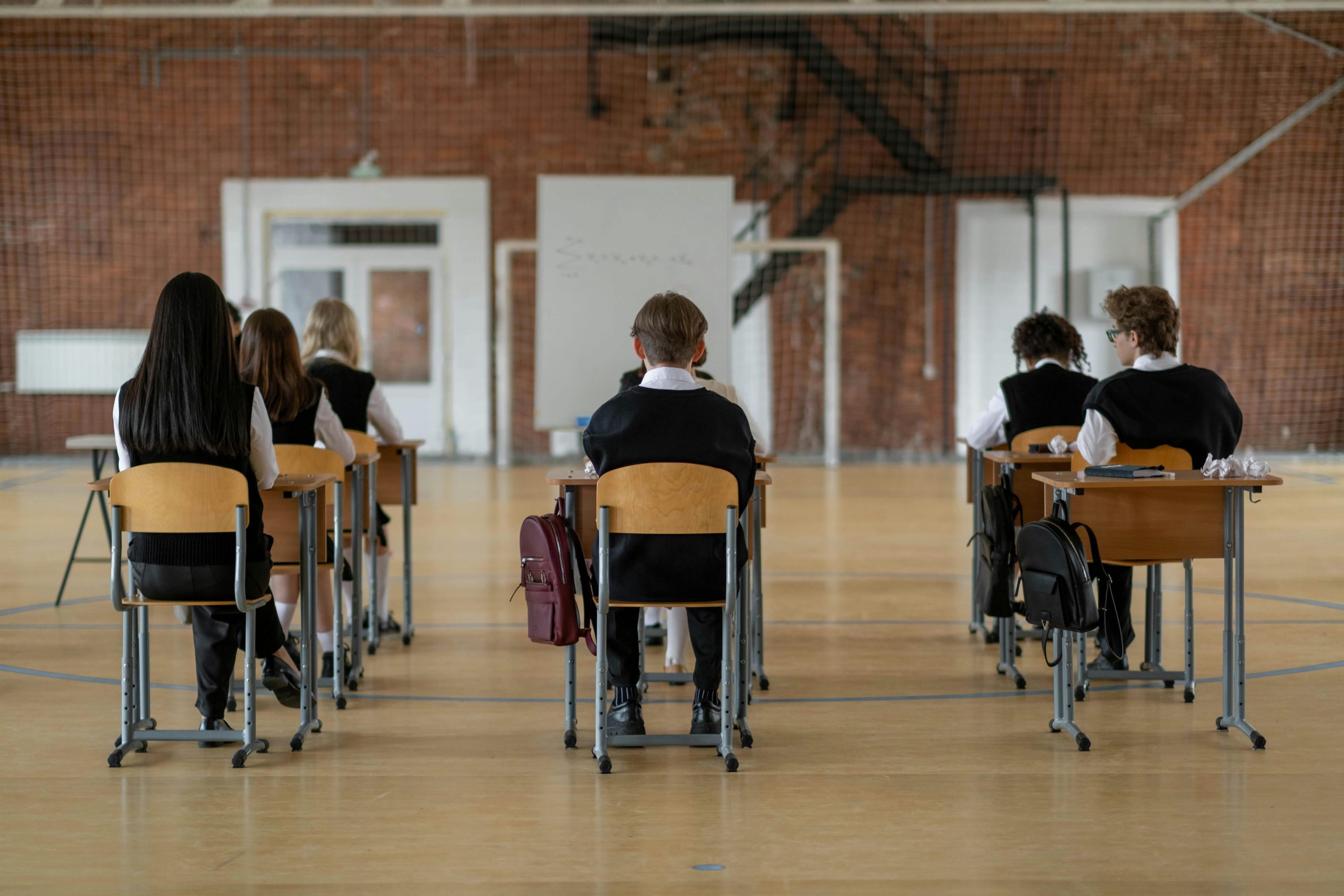 How Online Tutoring Is Powering Exam Success in 2025